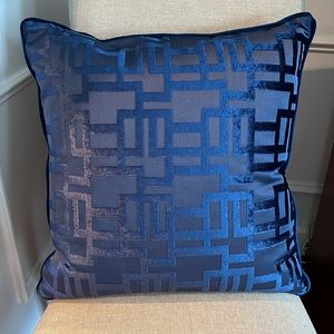 Homey Cozy Applique Sparkly Vine Velvet Pillow Cover Large Cushion Case 20x20" Homey Cozy Applique Sparkly Vine Velvet Pillow Cover Large Cushion Case 20x20"
